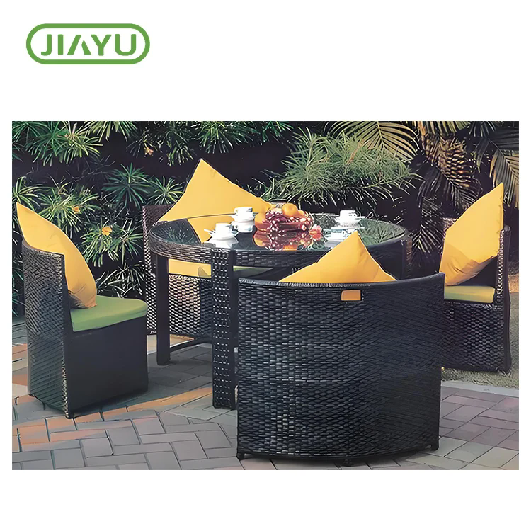 Kā izvēlēties perfektu kempinga krēslu jūsu āra piedzīvojumiem?